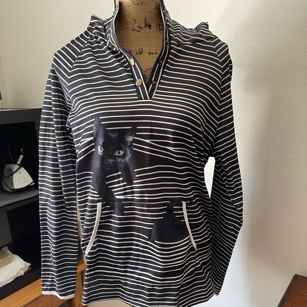 Women’s sweater